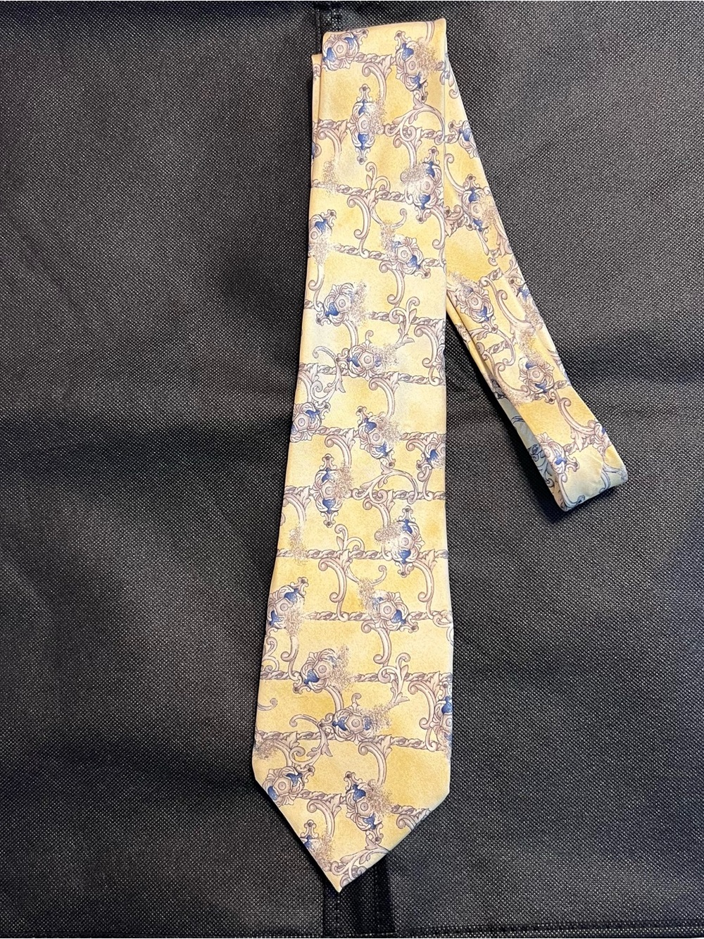 Johnny Carson Yellow Patterned Men's Tie